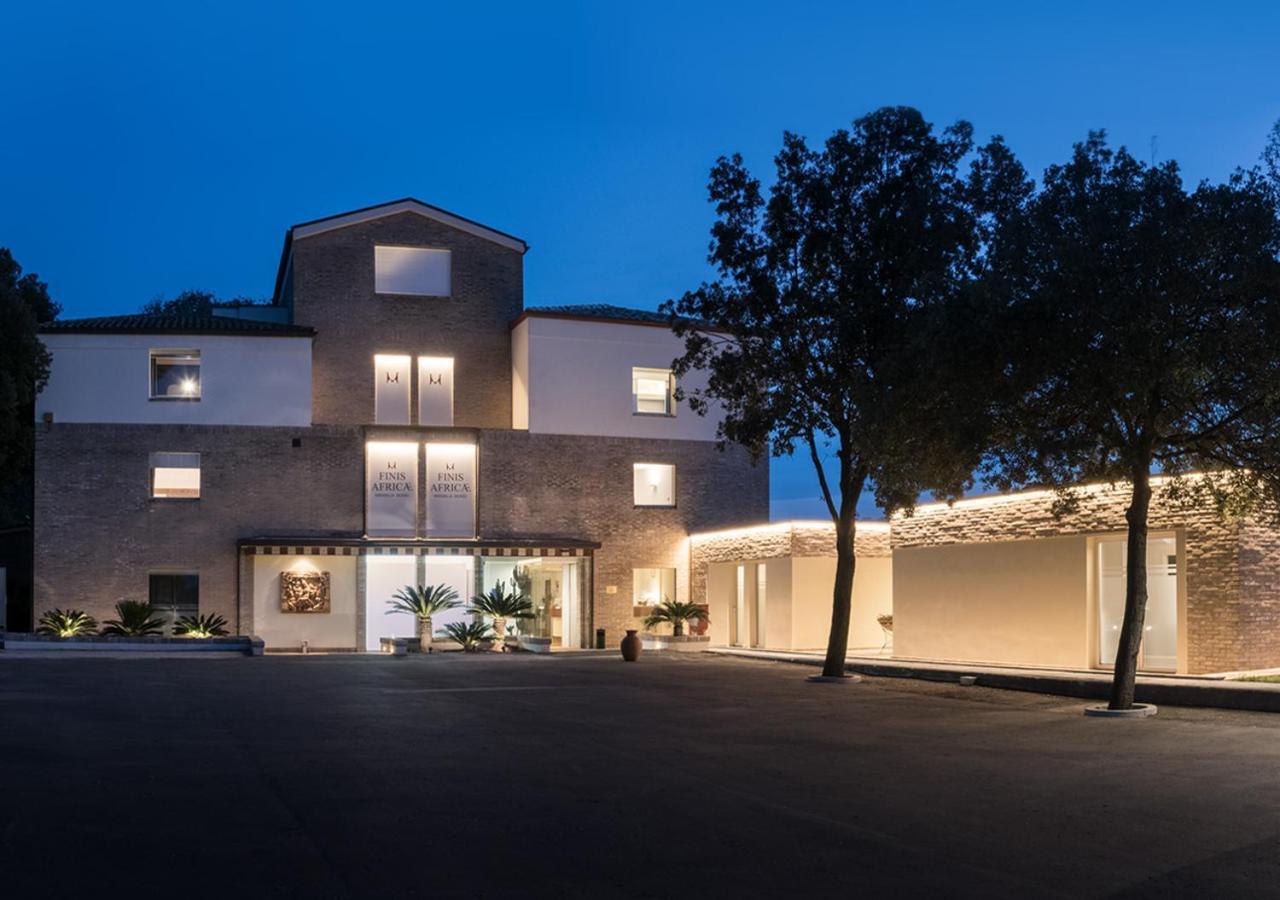 سينِغاليا Finis Africae Hotel المظهر الخارجي الصورة