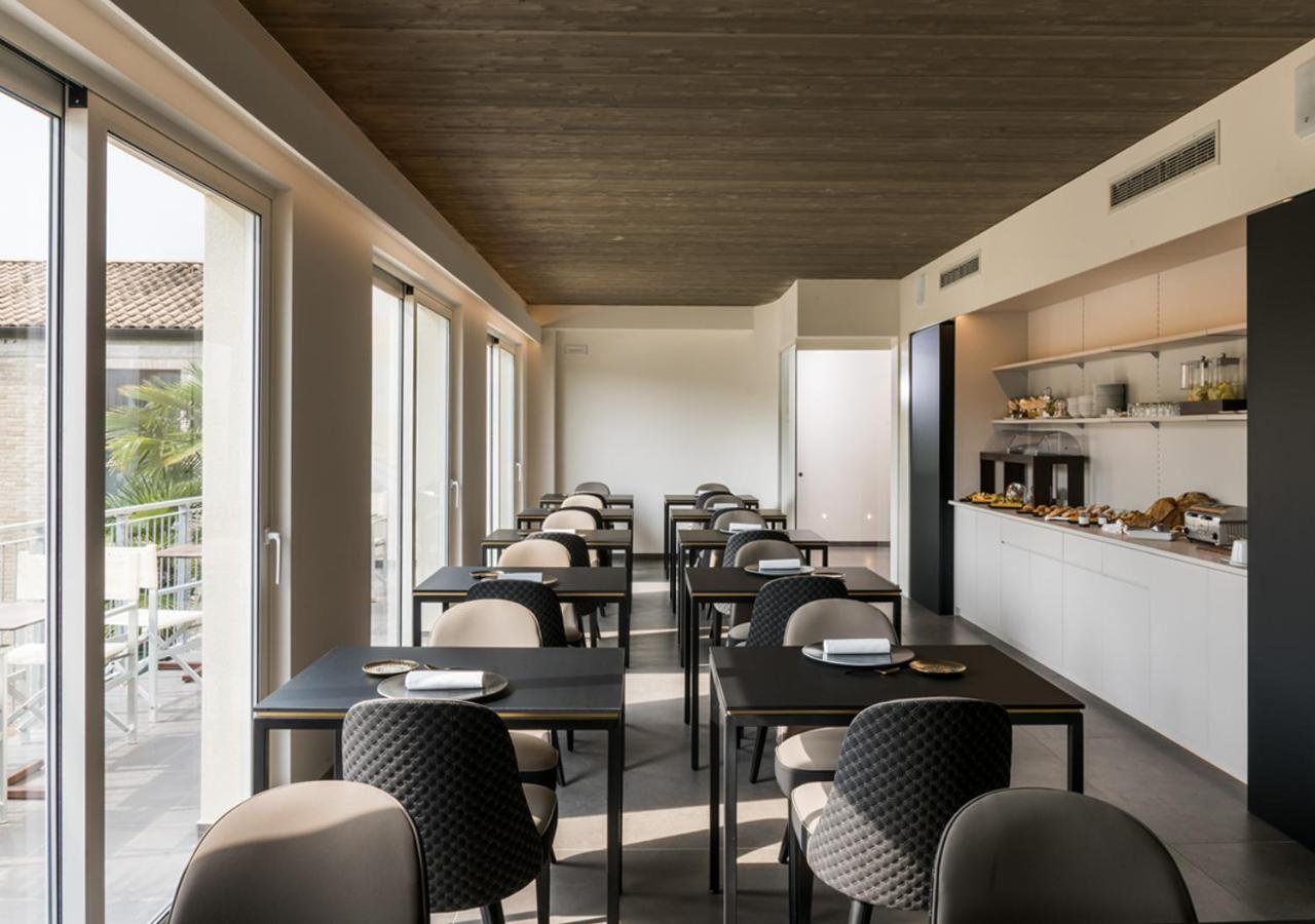 سينِغاليا Finis Africae Hotel المظهر الخارجي الصورة